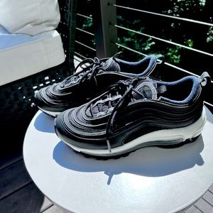 Womens NIKE AIRMAX 97